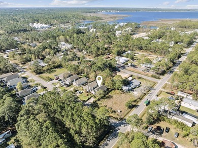 This 3 bedroom, 2 bathroom cottage offers a compelling - photo 29