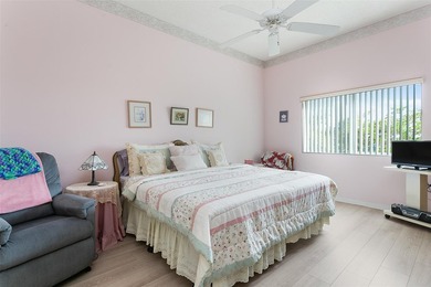 Situated on the top (4th) floor this 2-bed 2-bath residence - photo 17
