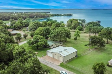 Lake Home For Sale in East Tawakoni, Texas