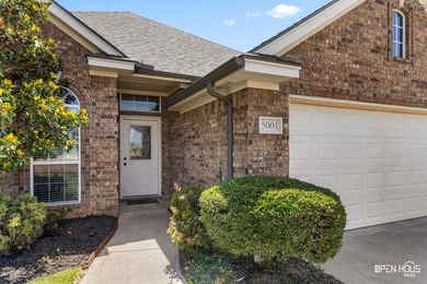 Beautiful 3-bedroom, 2-bath, 2-car garage home featuring - photo 2