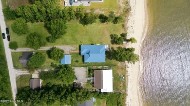 Welcome to your own private beachfront retreat on the shores of - photo 3