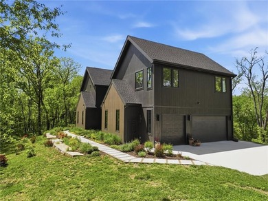 Additional listing photo 1