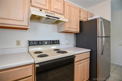 Fantastic Top-Floor Condo with Stunning Lake Views & Two Boat - photo 4
