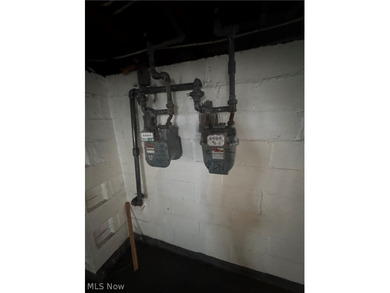 Excellent opportunity to own a multifamily property in the - photo 18