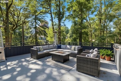 Experience the best of Pacific Northwest living in this - photo 19