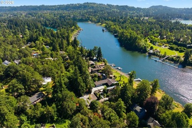 Experience the best of Pacific Northwest living in this - photo 25