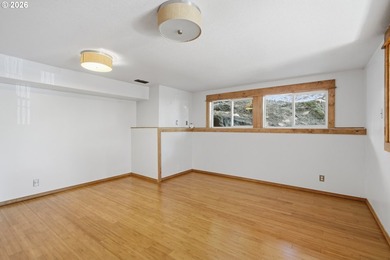 Experience the best of Pacific Northwest living in this - photo 26