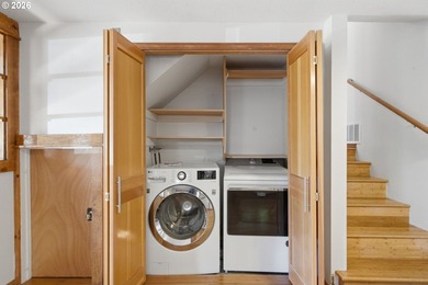 Experience the best of Pacific Northwest living in this - photo 30