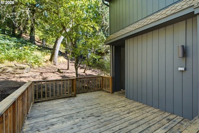 Experience the best of Pacific Northwest living in this - photo 46