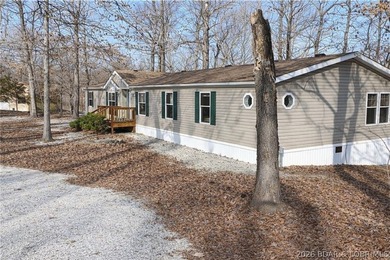 Discover the perfect blend of privacy and convenience with this - photo 2