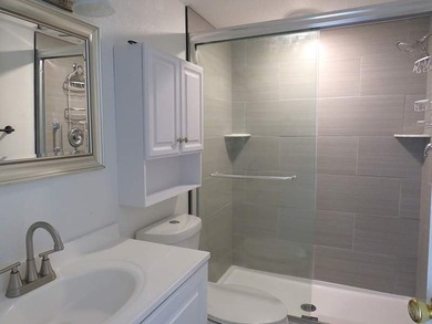 Turnkey Ready Comfortable Open Floor Plan. Bedrooms are on - photo 3