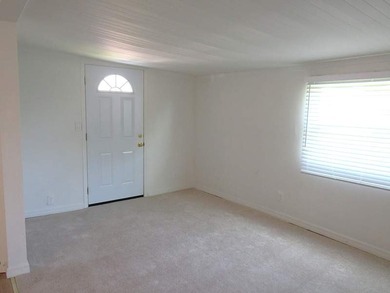 Turnkey Ready Comfortable Open Floor Plan. Bedrooms are on - photo 5