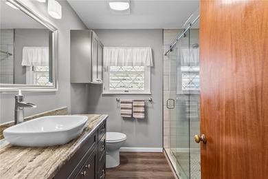 Welcome to this beautifully maintained 3 bedroom, 1 bath home - photo 14
