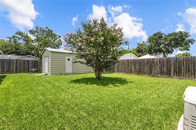 Welcome to this beautifully maintained 3 bedroom, 1 bath home - photo 19