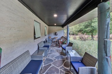Welcome to Karoo Lodge and Cabins at Smith Mountain Lake. This - photo 13