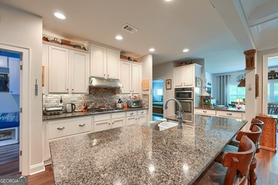 Beauty, Location & Easy Living! This spacious ranch offers the - photo 15