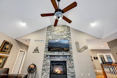 Big Boulder Ski Area Views - 4 Bedroom with Heated 4 Season Room - photo 15