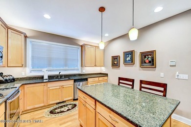 Big Boulder Ski Area Views - 4 Bedroom with Heated 4 Season Room - photo 24