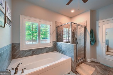Beauty, Location & Easy Living! This spacious ranch offers the - photo 25