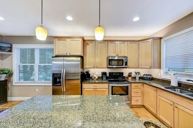 Big Boulder Ski Area Views - 4 Bedroom with Heated 4 Season Room - photo 26