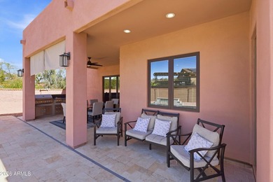 Modern desert luxury beautifully designed single-level home in - photo 37