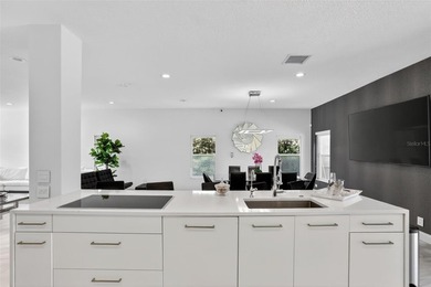 * FANTASTIC NEW PRICE * THIS BEAUTIFULLY APPOINTED 5 BEDROOMM, 5 - photo 8