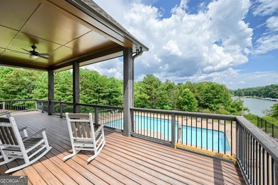 Beauty, Location & Easy Living! This spacious ranch offers the - photo 39