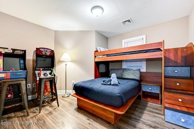 Big Boulder Ski Area Views - 4 Bedroom with Heated 4 Season Room - photo 52
