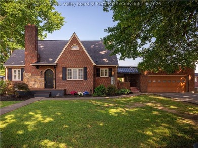 Exceptional space, timeless character, and thoughtful updates - photo 2