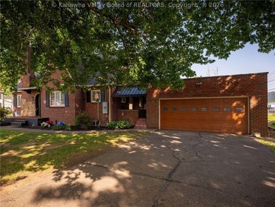 Exceptional space, timeless character, and thoughtful updates - photo 3