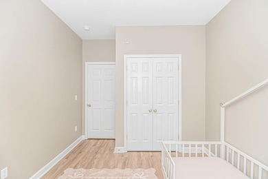 Welcome to this exceptional 3-bedroom, 4-bath mixed-use townhome - photo 20