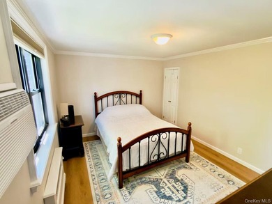 Beautiful newly renovated Large 2 Bedrooms in one of the best - photo 22