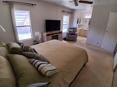 -- WATERFRONT -- 2 Bedroom / 2 Bath -- River Grove (pet - photo 22