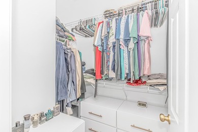 Welcome to this exceptional 3-bedroom, 4-bath mixed-use townhome - photo 25