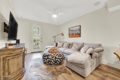 Welcome to your perfect coastal getaway! This beautifully - photo 10
