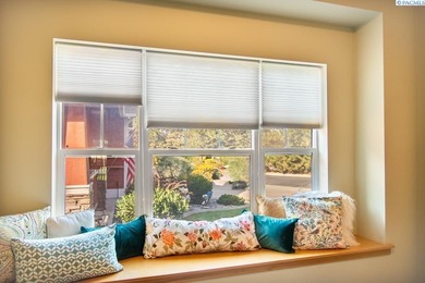 OPEN HOUSE SUNDAY (3/1 FROM 1-2 PM.   MLS# 288437    Welcome to