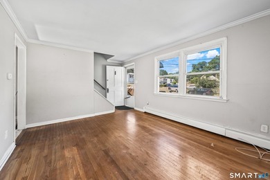 2-bedroom, 1-bath home offering comfortable living in a - photo 2