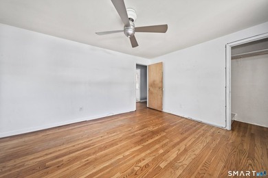 2-bedroom, 1-bath home offering comfortable living in a - photo 8
