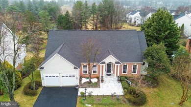 Wake up to breathtaking golf course views in this beautiful - photo 4