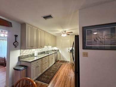 Lake Okeechobee Access - Close to locks, CBS home freshly - photo 10