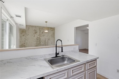 Welcome to 153 Windsorshire Drive in Ogden! This beautifully - photo 13