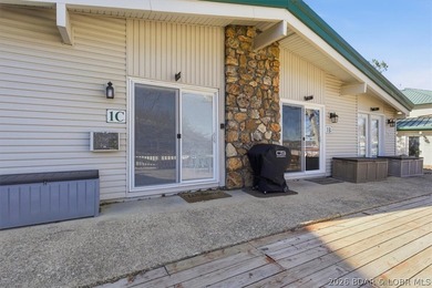 Lake of the Ozarks Condo For Sale in Lake Ozark Missouri