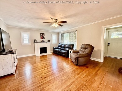 Move-in ready and offering exceptional flexibility, this Nitro - photo 4