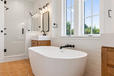 **30A Redevelopment Opportunity with New Construction in Place** - photo 17