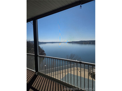 Lake of the Ozarks Condo For Sale in Lake Ozark Missouri