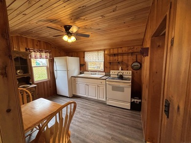 Discover your dream lakeside retreat with this charming 500 - photo 11