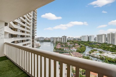 HIGH FLOOR 2 BED /2 BATH UNIT WITH TILE FLOORS THROUGHOUT - photo 15
