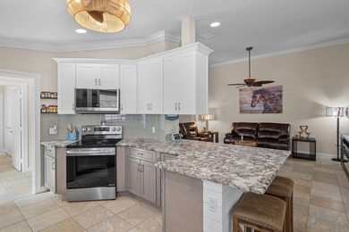 Meticulously maintained pool villa located in the highly - photo 15