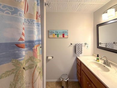 Nestled along the shores of beautiful Lake Francis, this - photo 17