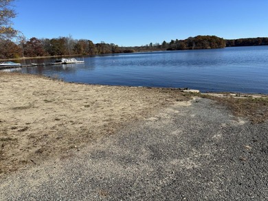 Discover your dream lakeside retreat with this charming 500 - photo 18